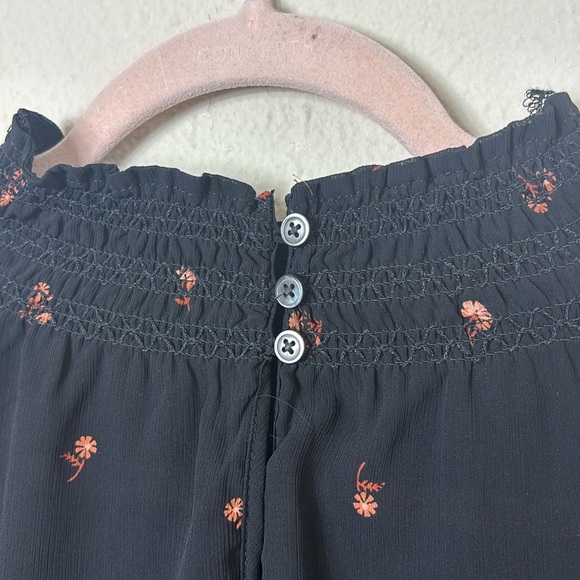 Madewell Georgette Smocked Mockneck Top in Amie Floral Black size Small - Picture 9 of 12